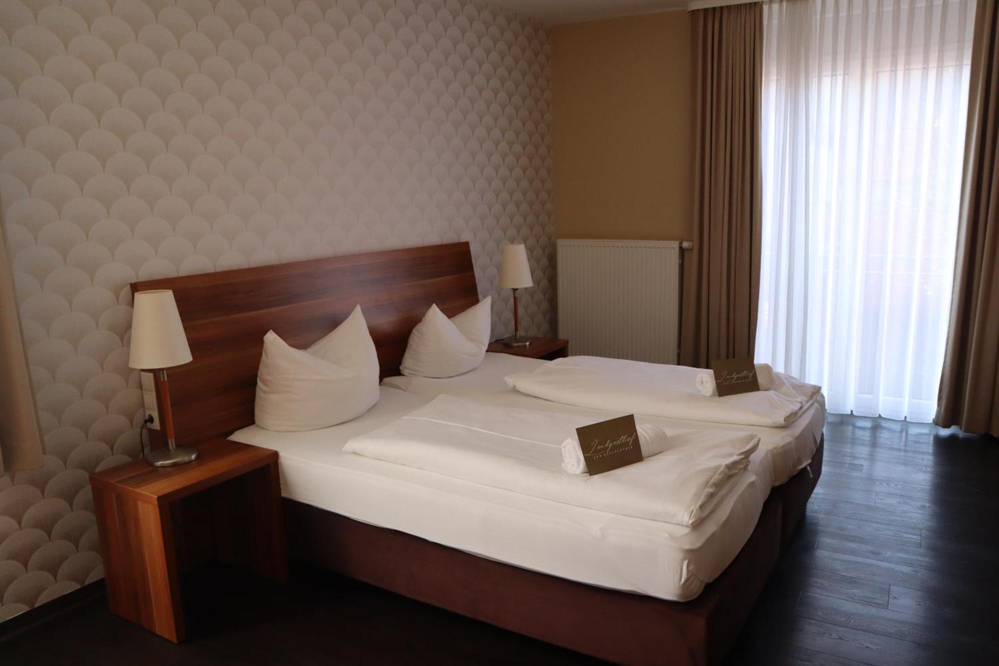 Hotel Landgasthof Zum Kaffelstein Kreuzwertheim Rum bild