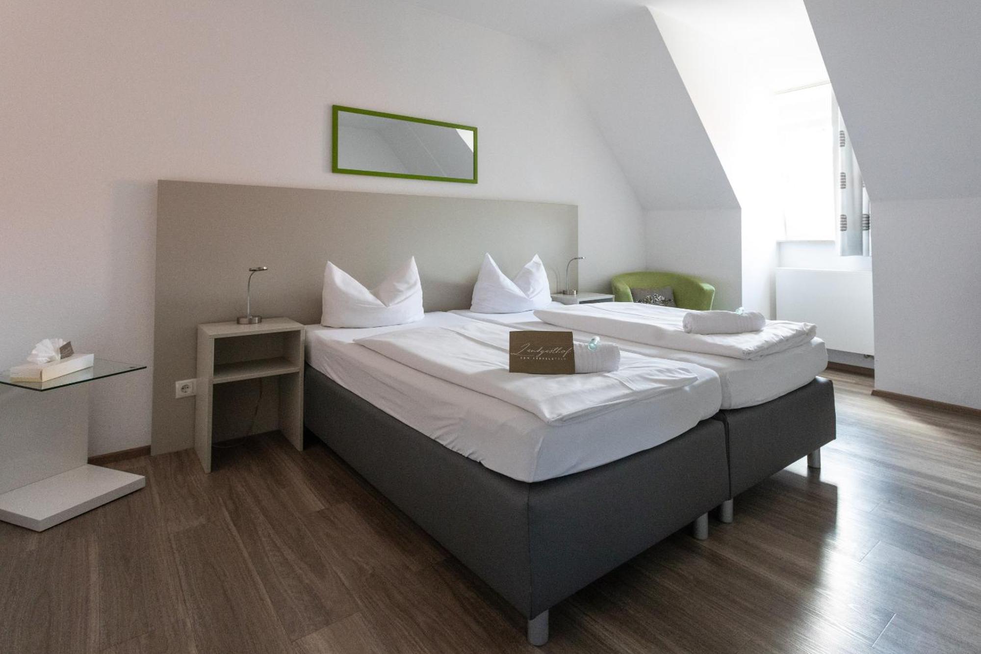 Hotel Landgasthof Zum Kaffelstein Kreuzwertheim Exteriör bild